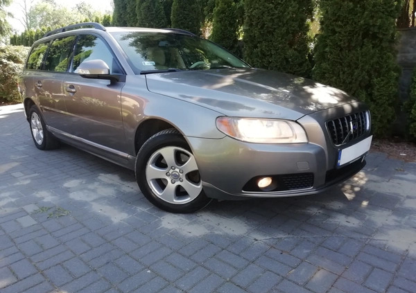 Volvo V70 cena 19450 przebieg: 294350, rok produkcji 2008 z Płońsk małe 277